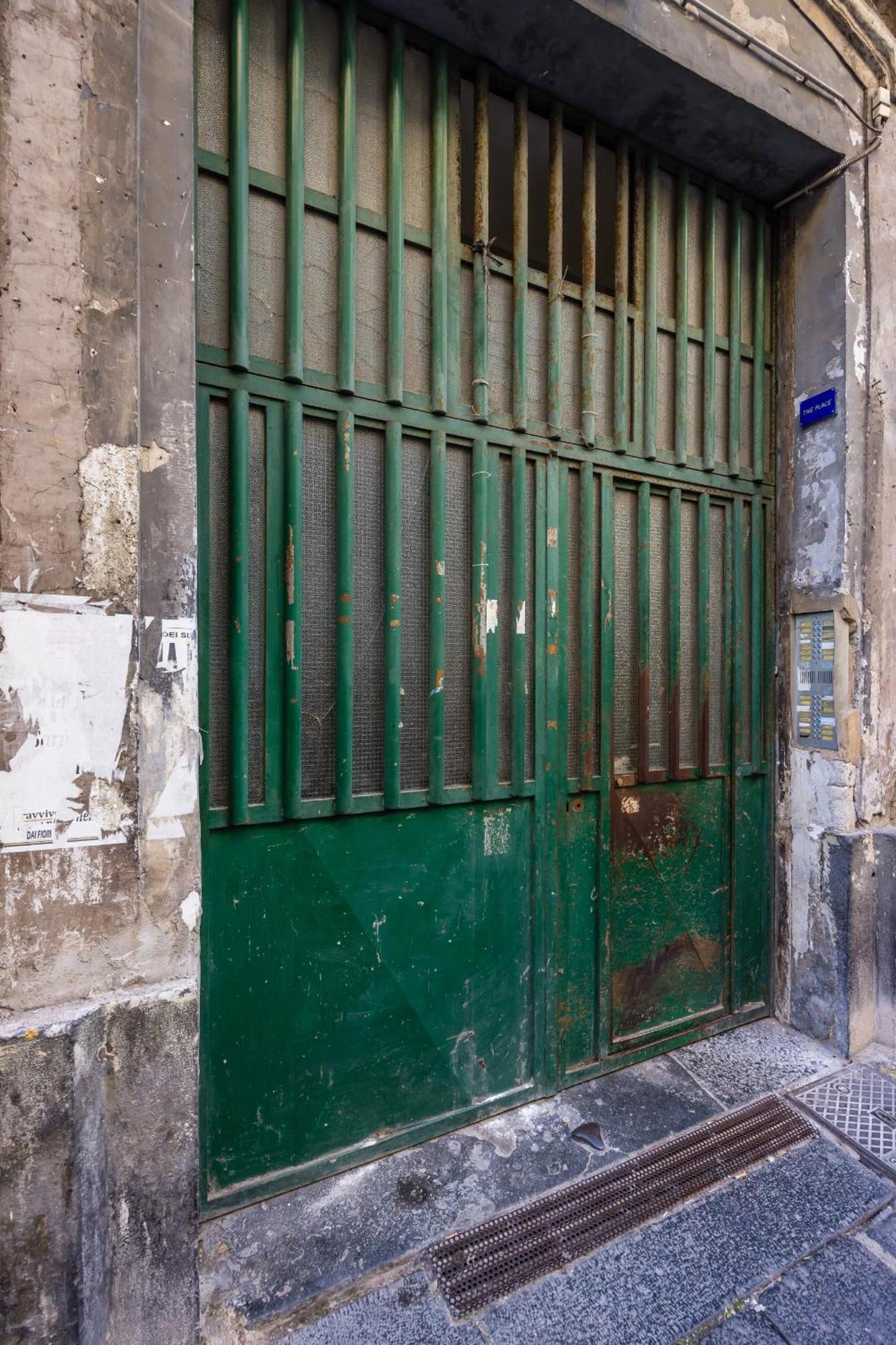 Via Milano Central Station Apartment Naples Exterior photo